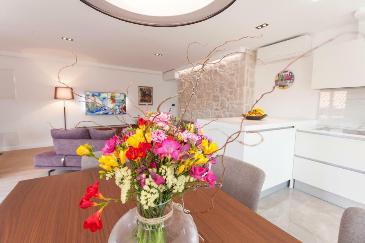 Apartmán The Square Makarska, Lux App In The Heart Of The Makarská